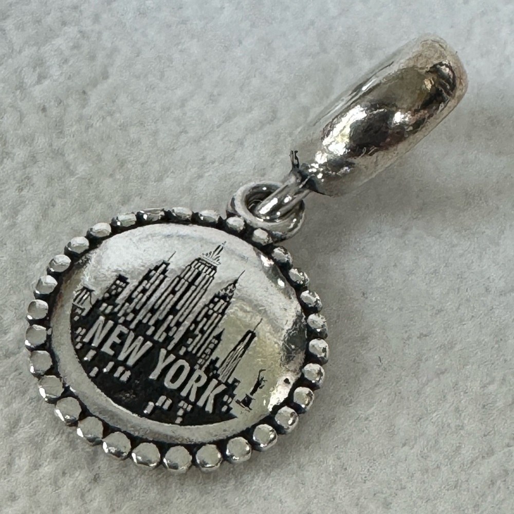 Genuine Pandora New York NY City USA America Silver Dangle Logo Charm 791169